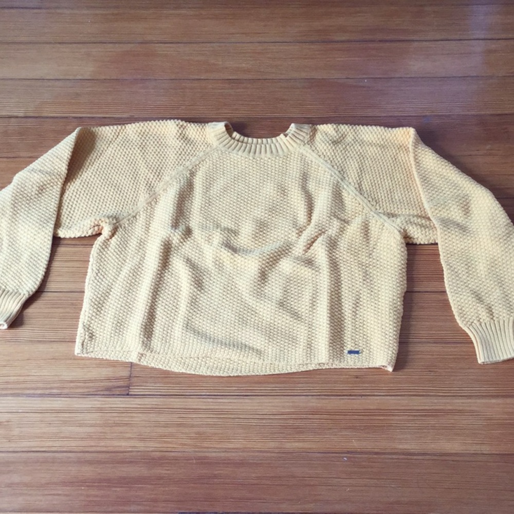 Yellow hollister sweater